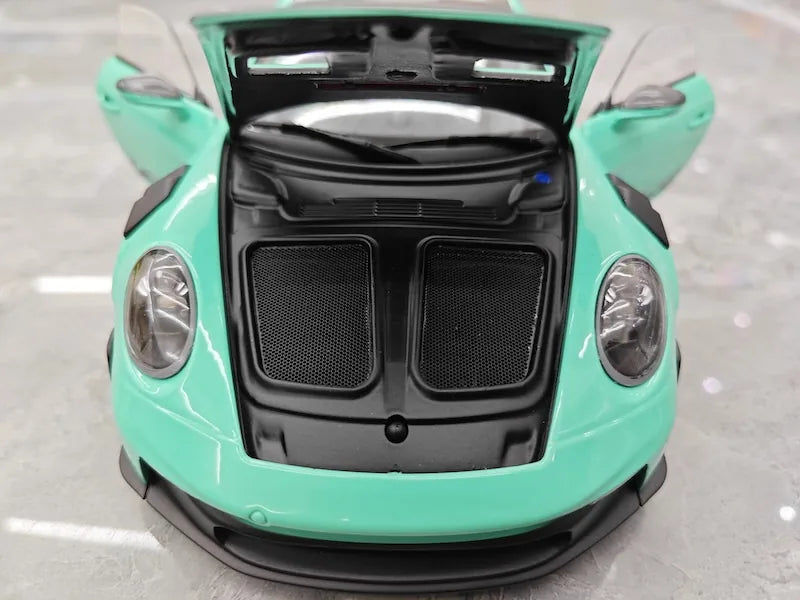 1:18 Porsche 2023 911 992 GT3 RS Die Cast Model Car