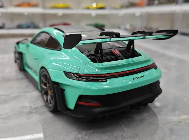 1:18 Porsche 2023 911 992 GT3 RS Die Cast Model Car