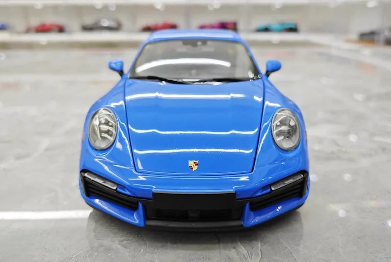 1:18 Porsche 2023 911 992 Turbo S Die Cast Model Car