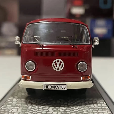 [Premium ClassiXXs] 1:43 Volkswagen 1972 T2 Red Model Car Die-Cast