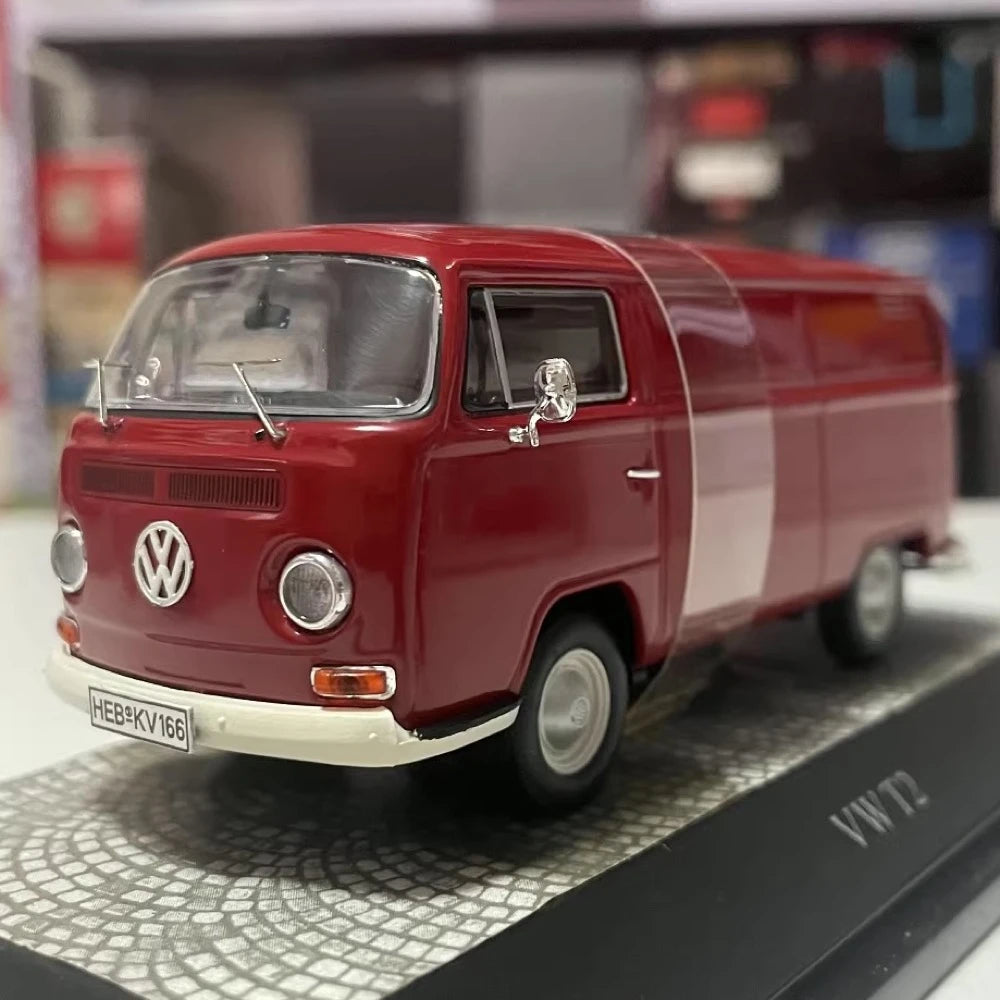 [Premium ClassiXXs] 1:43 Volkswagen 1972 T2 Red Model Car Die-Cast