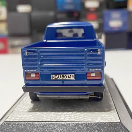 [Premium ClassiXXs] 1:43 Volkswagen 1988 T3 Transporter Pickup Blue Model Car Die-Cast