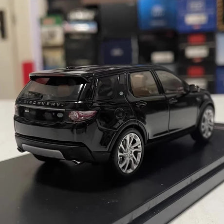 [PremiumX] 1:43 Land Rover 2015 Discovery Sport musta pienoismalli Die-Cast