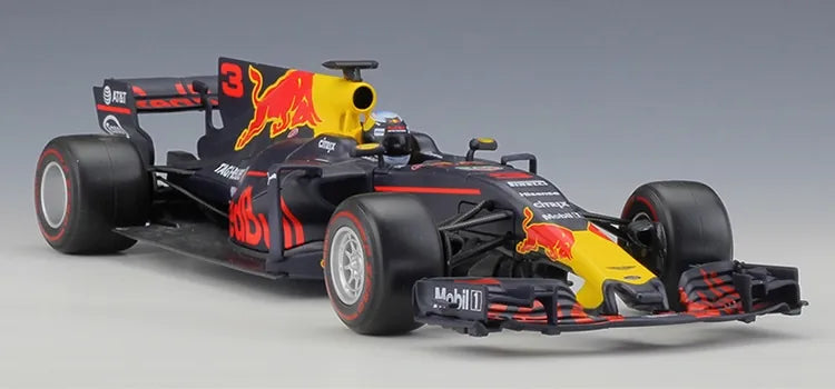1:18 Red Bull 2017 Racing TAG Heuer RB13 Formula 1 Model Car