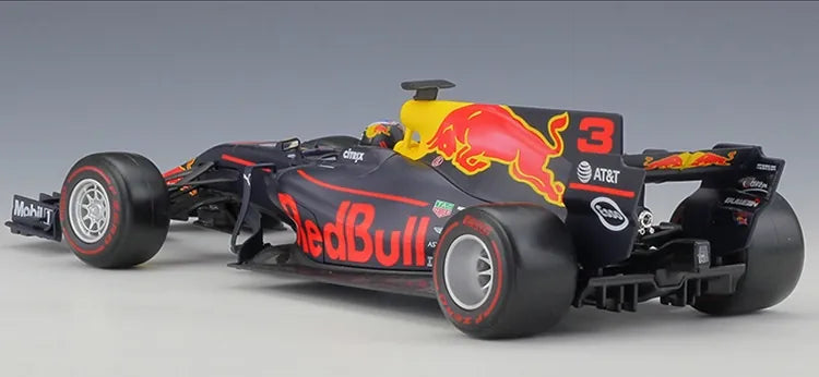 1:18 Red Bull 2017 Racing TAG Heuer RB13 Formula 1 Model Car