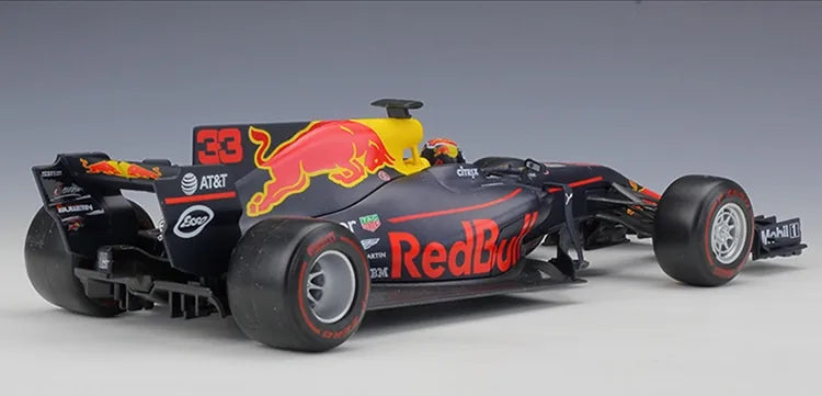 1:18 Red Bull 2017 Racing TAG Heuer RB13 Formula 1 Model Car