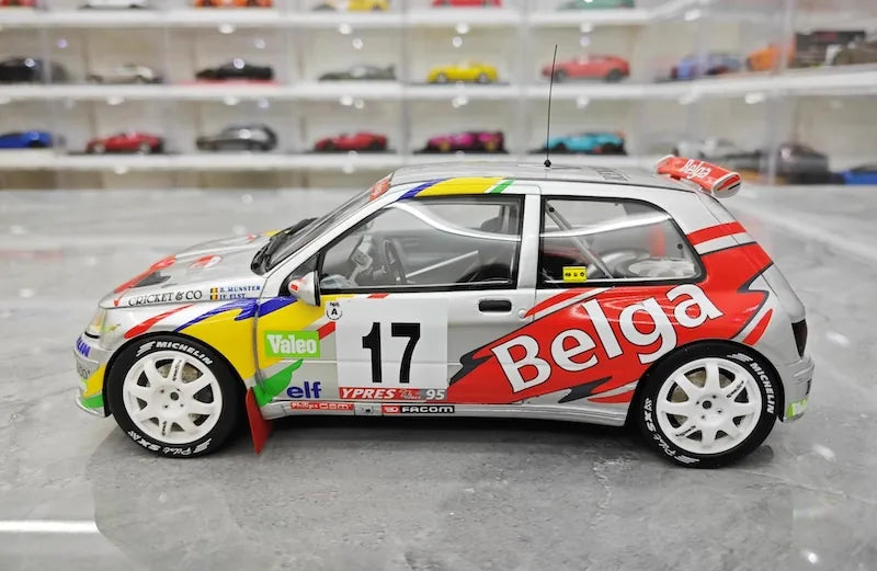 1:18 Renault 1995 Clio Maxi Ypres Rally B. Munster #17 Die Cast Model Car