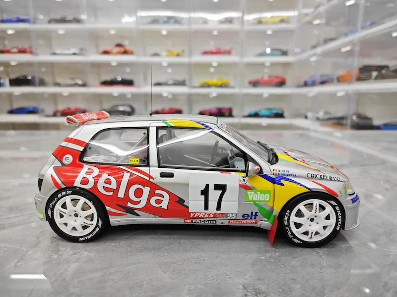 1:18 Renault 1995 Clio Maxi Ypres Rally B. Munster #17 Die Cast Model Car
