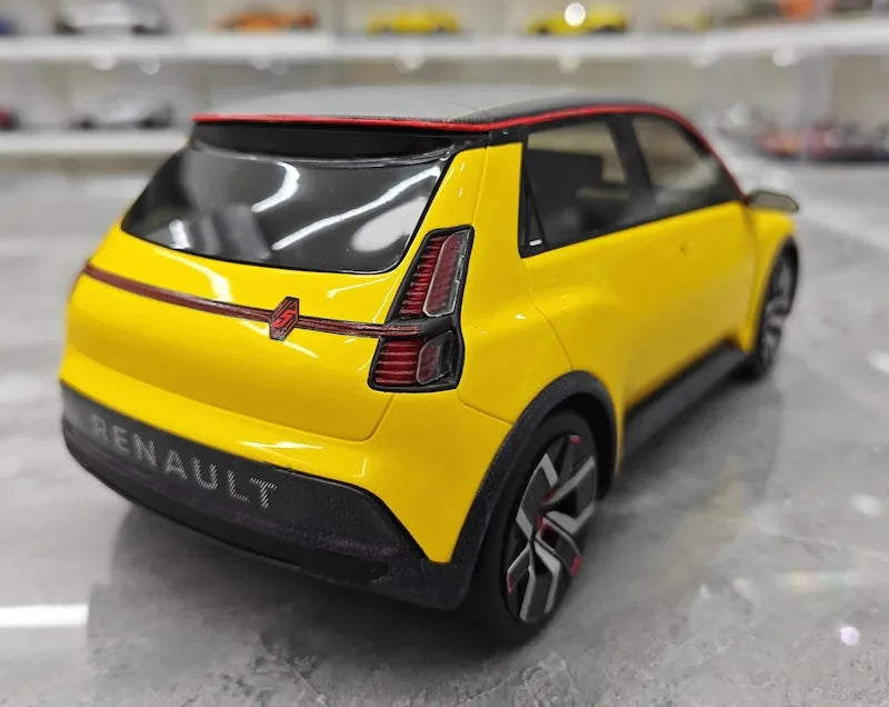 1:18 Renault 2024 5 E-Tech Die Cast Model Car