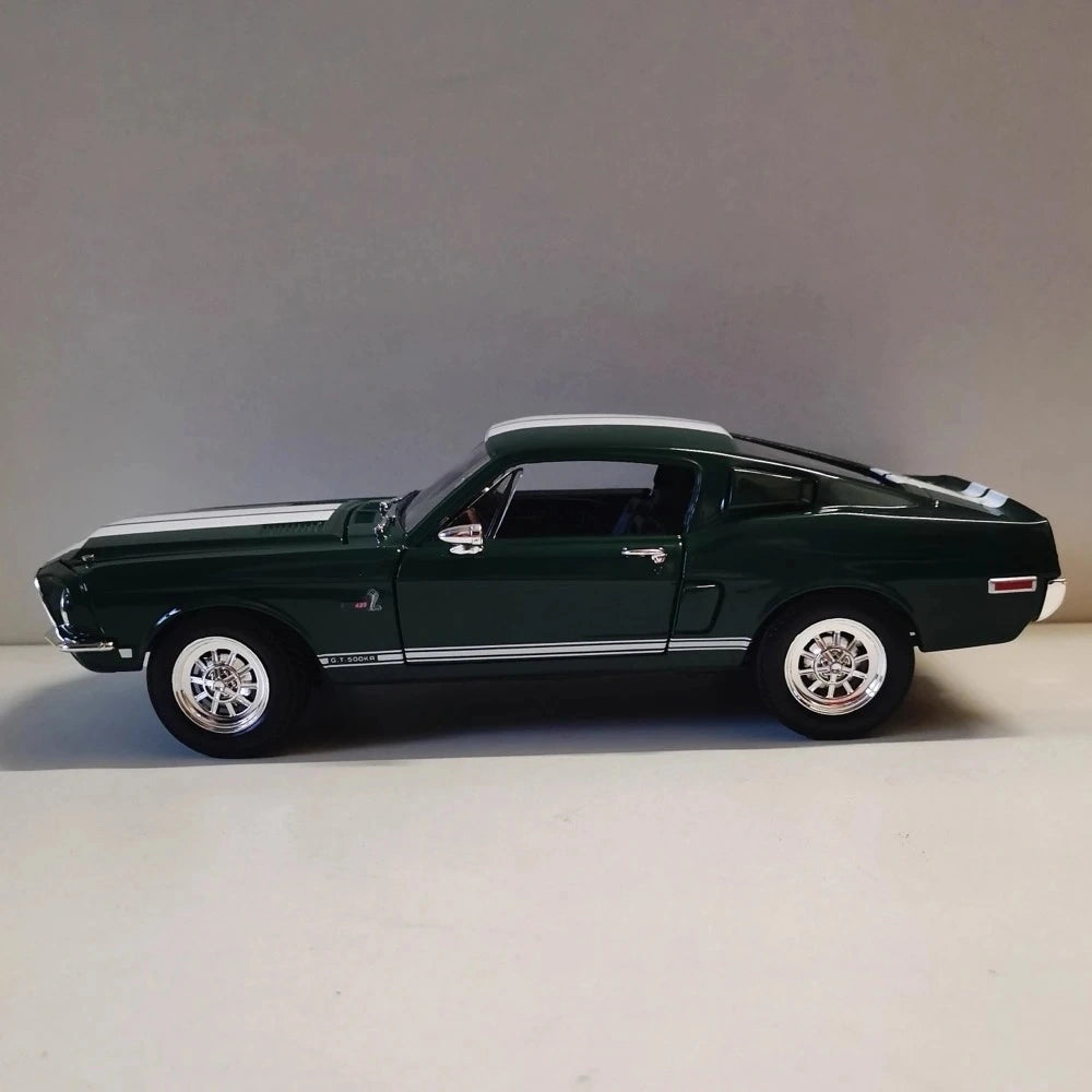 [Road Signature] 1:18 Ford 1968 Shelby GT500 KR Green Model Car Die-Cast