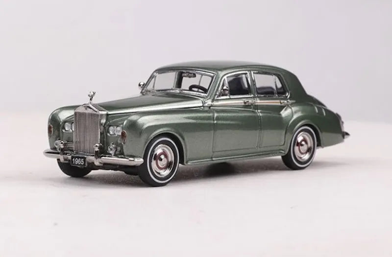 1:64 Rolls-Royce 1965 Silver Shadow Die Cast Model Car
