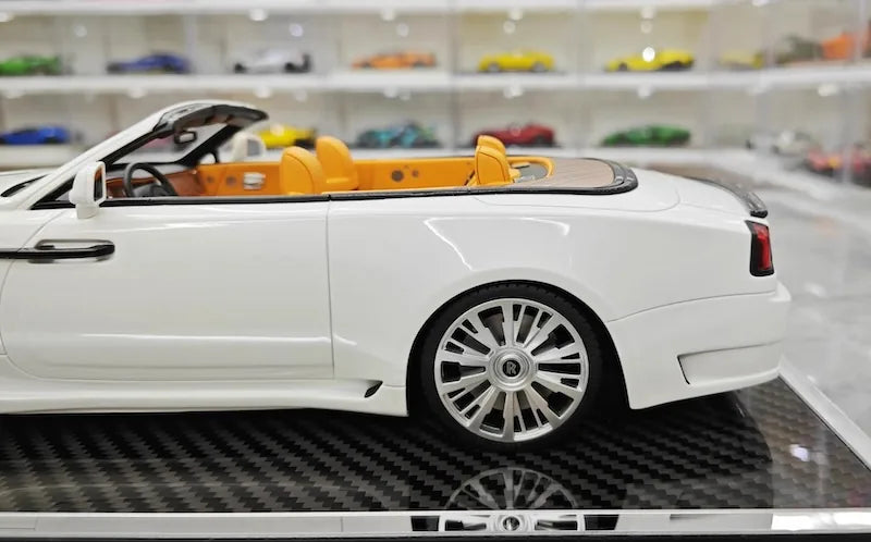 1:18 Rolls-Royce 2015 Dawn Novitec Spofec Die Cast Model Car