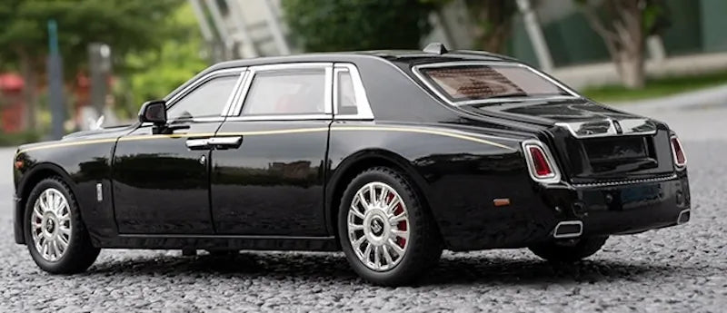 1:18 Rolls-Royce 2017 Phantom Die Cast Model Car