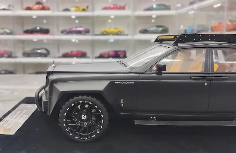 1:18 Rolls-Royce 2017 Phantom VIII 6x6 Will Bring Luxury Die Cast Model Car