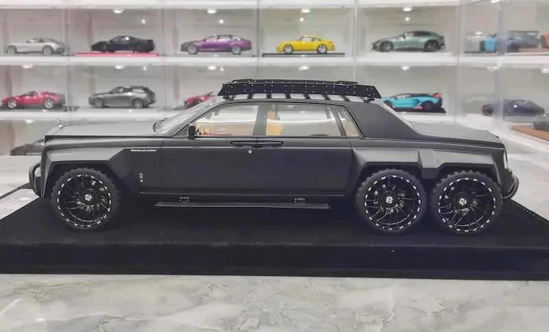 1:18 Rolls-Royce 2017 Phantom VIII 6x6 Will Bring Luxury Die Cast Model Car
