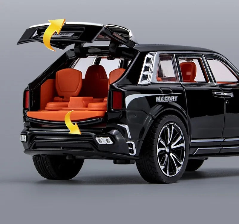 1:32 Rolls-Royce 2020 Cullinan Mansory Die Cast Model Car
