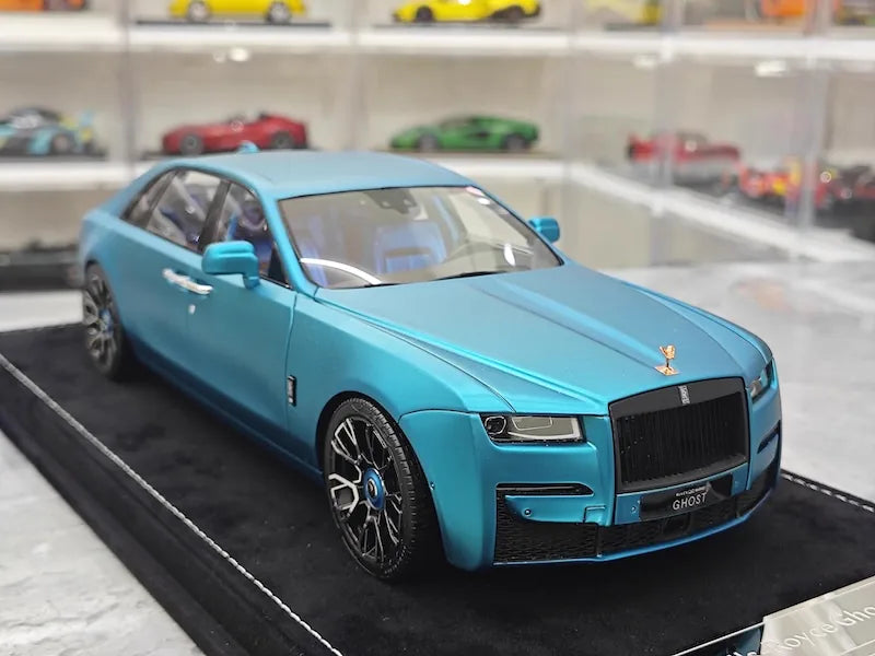 1:18 Rolls-Royce 2020 Ghost Die Cast Model Car