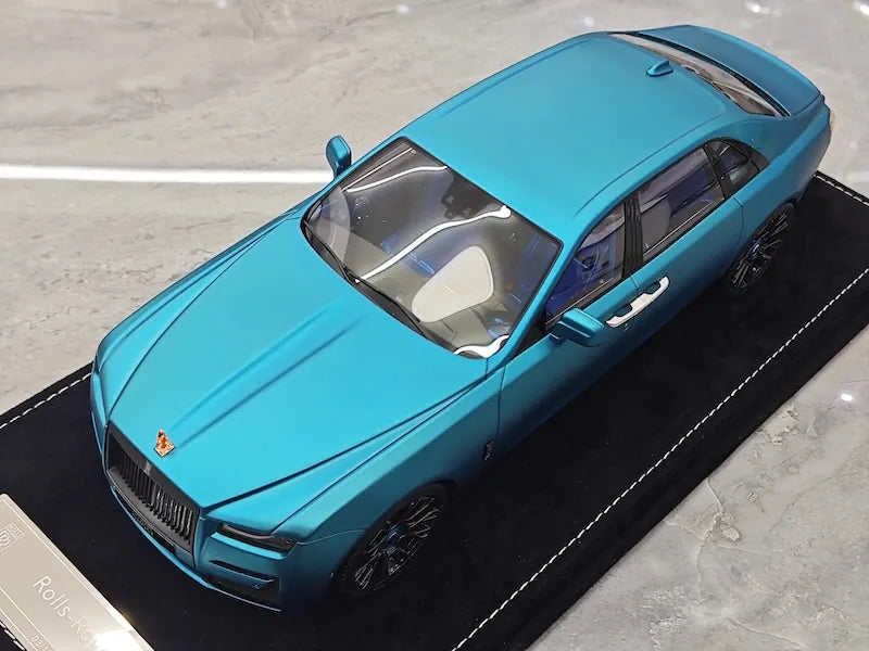 1:18 Rolls-Royce 2020 Ghost Die Cast Model Car