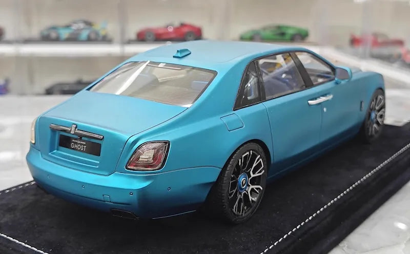 1:18 Rolls-Royce 2020 Ghost Die Cast Model Car