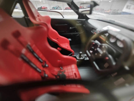[Runner] 1:18 Ferrari 1987 F40 LBWK AZ-1 Red Model Car Resin