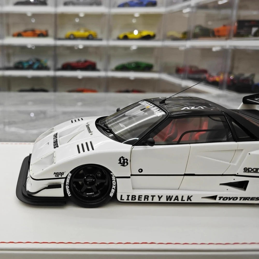 [Runner] 1:18 Ferrari 1987 F40 LBWK AZ-1 White Model Car Resin
