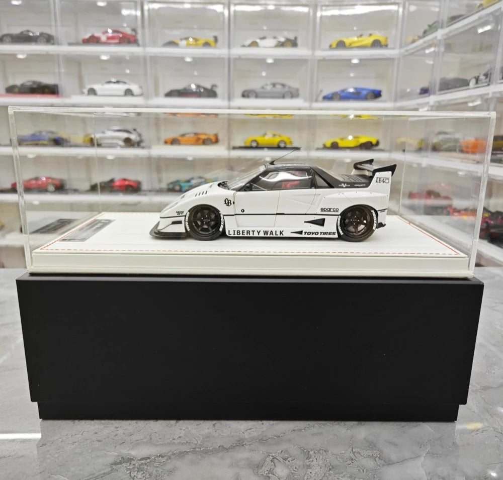 [Runner] 1:18 Ferrari 1987 F40 LBWK AZ-1 White Model Car Resin