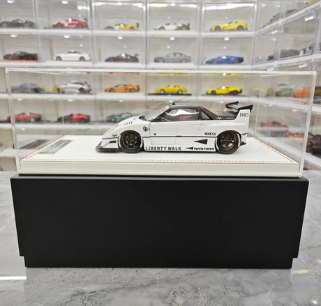 [Runner] 1:18 Ferrari 1987 F40 LBWK AZ-1 White Model Car Resin