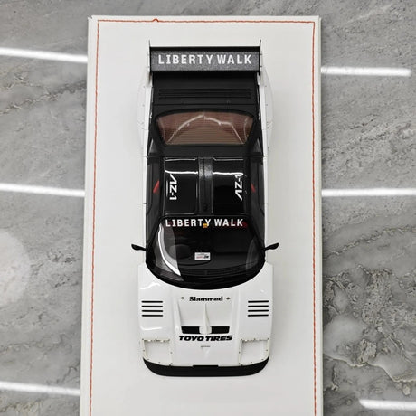 [Runner] 1:18 Ferrari 1987 F40 LBWK AZ-1 White Model Car Resin