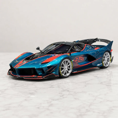 Runner Ferrari 2017 FXX-K Evo Cyan 1:18 – راتنج نموذجي قابل للجمع