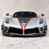 Runner Ferrari 2017 FXX-K Evo Silver 1:18 – samlarresin resinmodellresin