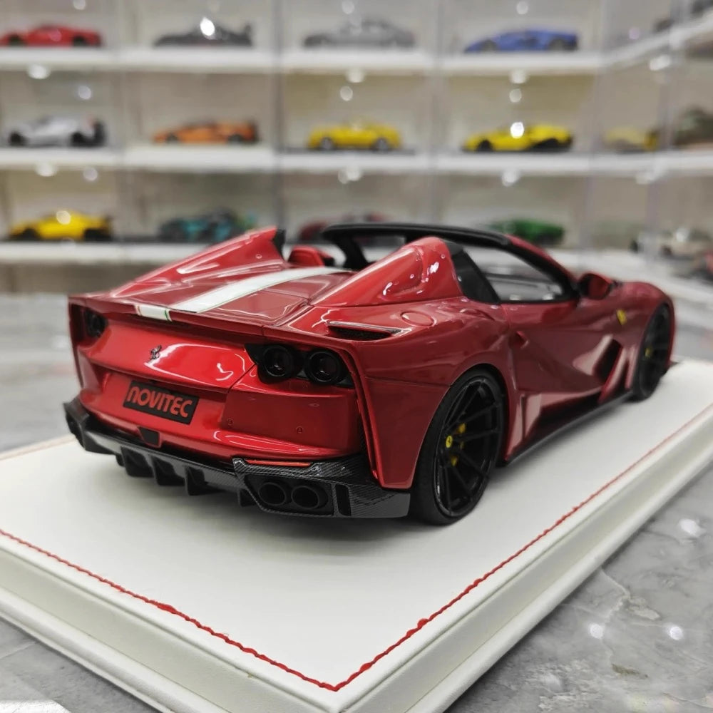 [Runner] 1:18 Ferrari 2019 812 GTS Novitec N-Largo S Magenta Model Car Resin