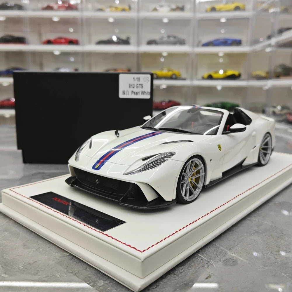 [Runner] 1:18 Ferrari 2019 812 GTS Novitec N-Largo S White Model Car Resin