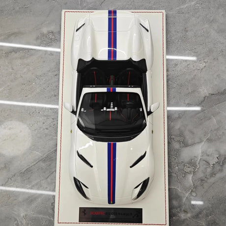 [Runner] 1:18 Ferrari 2019 812 GTS Novitec N-Largo S White Model Car Resin