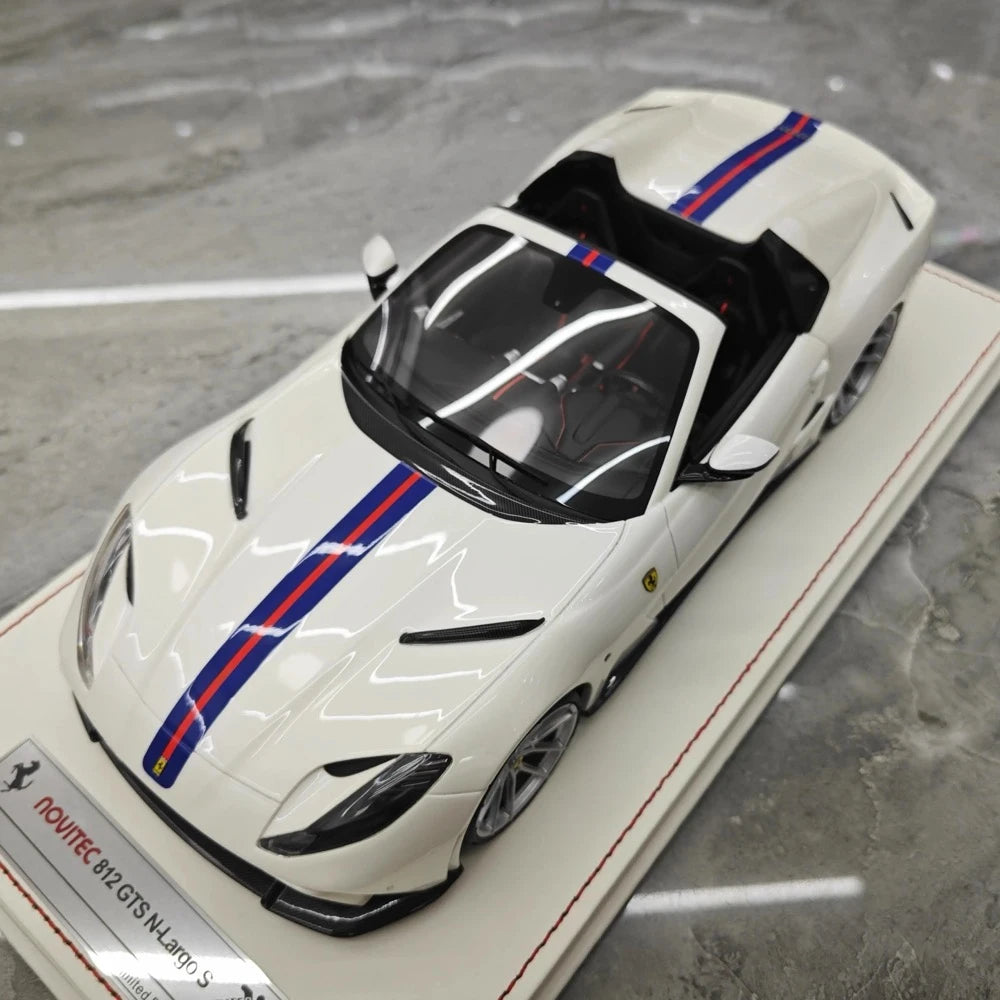 [Runner] 1:18 Ferrari 2019 812 GTS Novitec N-Largo S White Model Car Resin