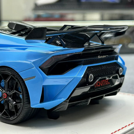 Runner Lamborghini 2021 Huracan STO Novitec Blue 1:18 – نموذج راتنج قابل للجمع