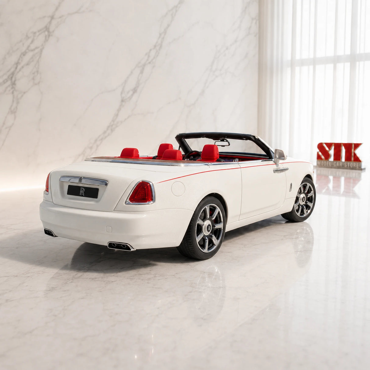 Rolls-Royce 2016 Dawn Convertible White 1:18 resin model car by SC Models - view 6
