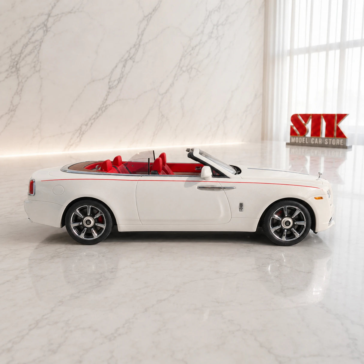 Rolls-Royce 2016 Dawn Convertible White 1:18 resin model car by SC Models - view 7