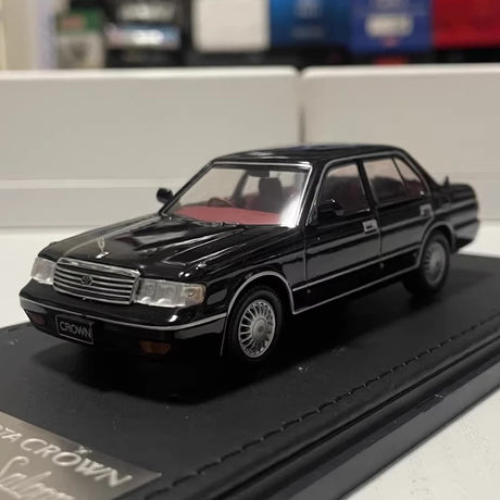 [STC] 1:43 Toyota 1991 Crown JZS133 svart modellbil Die-Cast