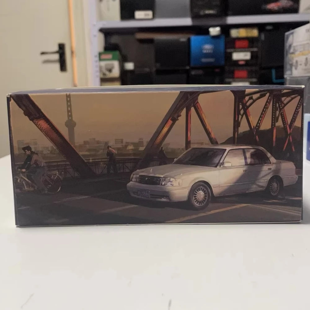 [STC] 1:43 Toyota 1991 Crown JZS133 Silver Model Car Die-Cast