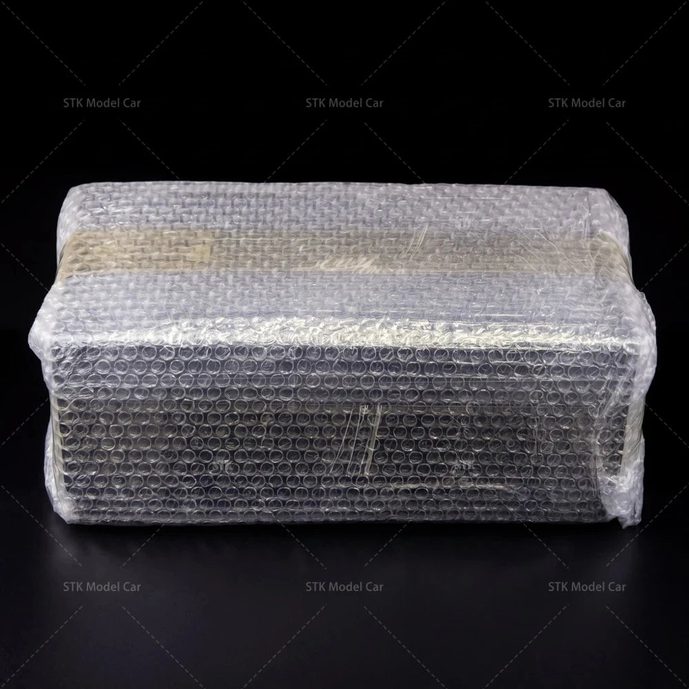 Bubble cushion wrap around model box