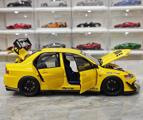 [Super A] 1:18 Mitsubishi 2006 Lancer Evolution IX MR Yellow pienoismalli Die-Cast