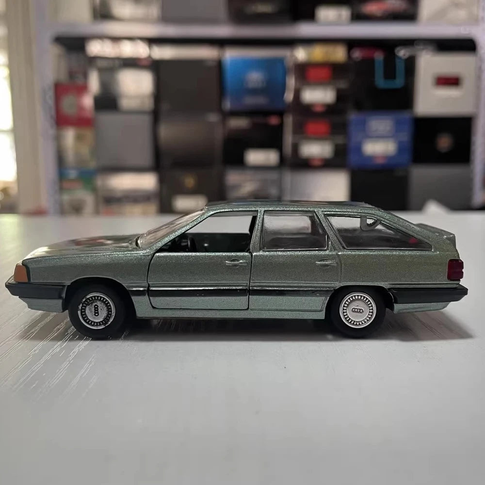 [Schabak] 1:43 Audi 1982 100 Avant Quattro Green Model Car Die-Cast
