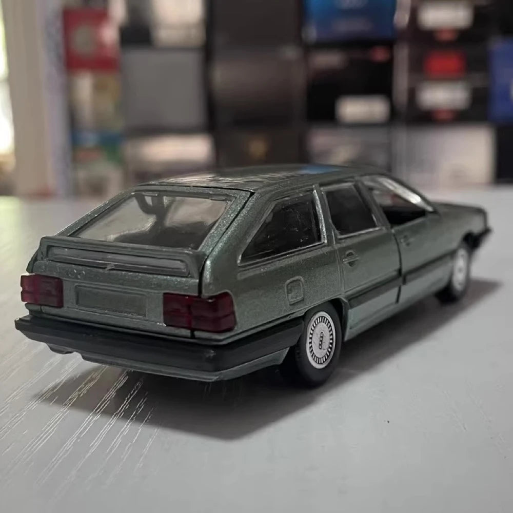 [Schabak] 1:43 Audi 1982 100 Avant Quattro Green Model Car Die-Cast