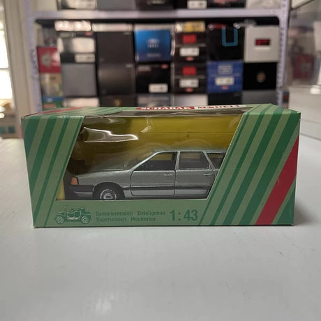 [Schabak] 1:43 Audi 1982 100 Avant Quattro Green Model Car Die-Cast