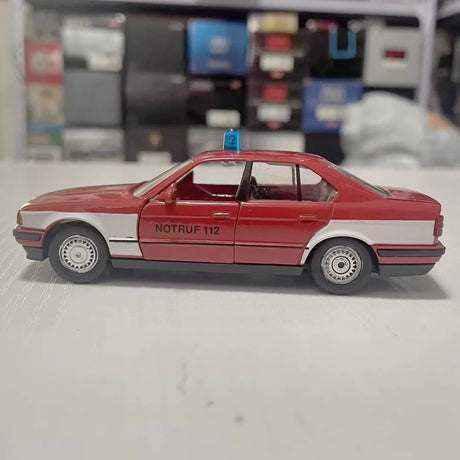 [Schabak] 1:43 BMW 1989 E34 535i Emergency Doctor Model Car Die-Cast