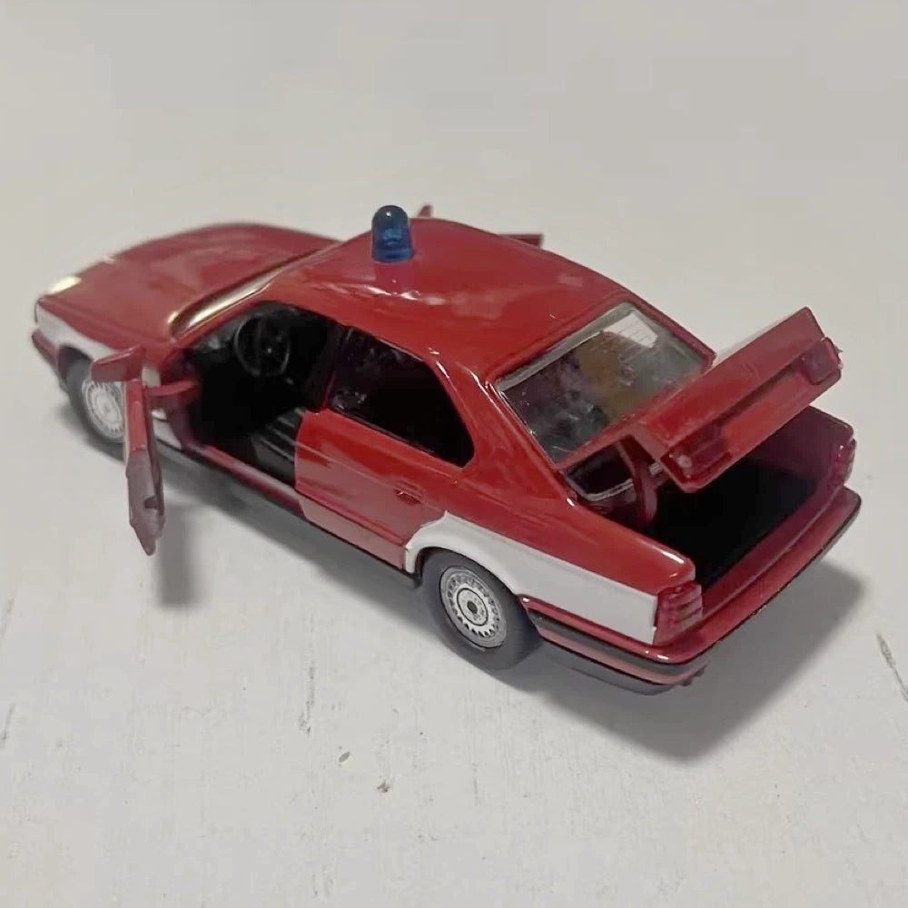 [Schabak] 1:43 BMW 1989 E34 535i Emergency Doctor Model Car Die-Cast