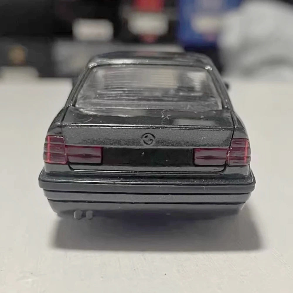 [Schabak] 1:43 BMW 1989 E34 535i グリーン モデルカー Die-Cast