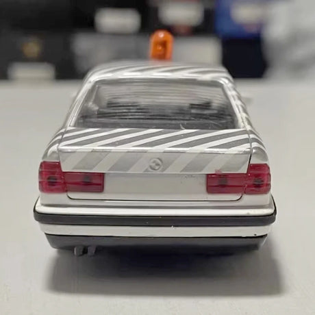 Schabak BMW 1989 E34 535i Service 1:43 – Collectible Diecast Model Die-Cast