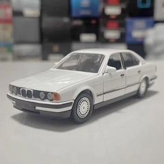 [Schabak] 1:43 BMW 1989 E34 535i White Model Car Die-Cast