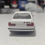[Schabak] 1:43 BMW 1989 E34 535i White Model Car Die-Cast